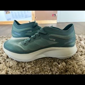 Salomon Phantasm size 5.5